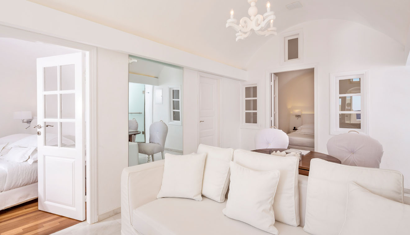 Canaves Grande Suite